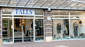 Falls