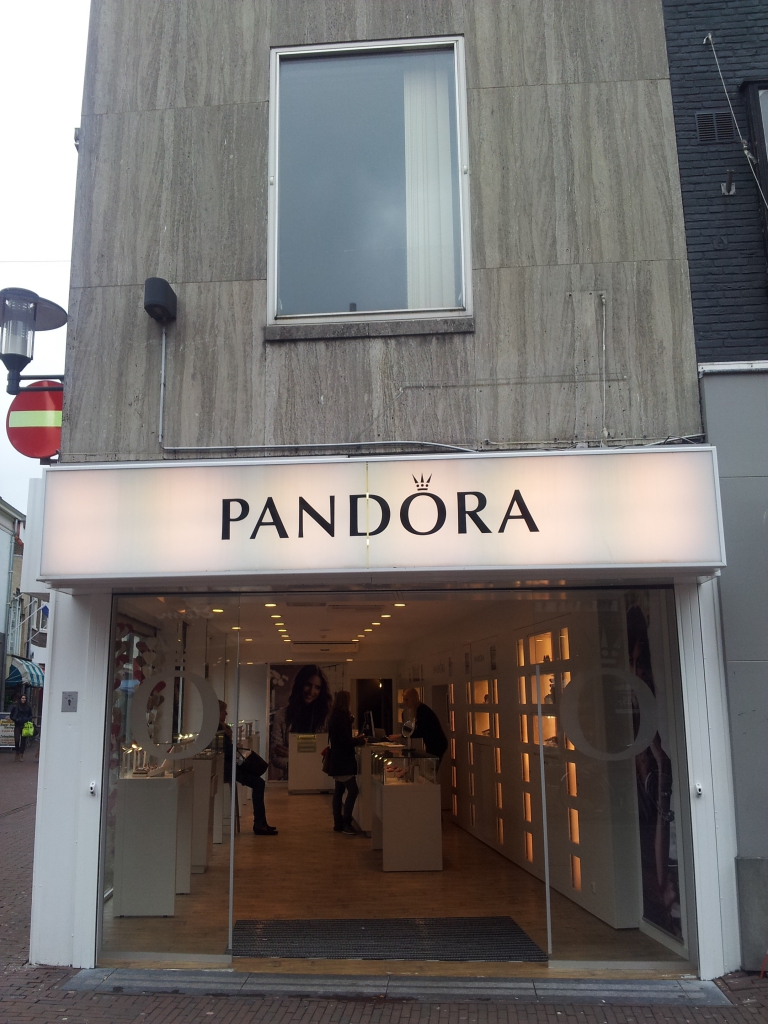 Pandora