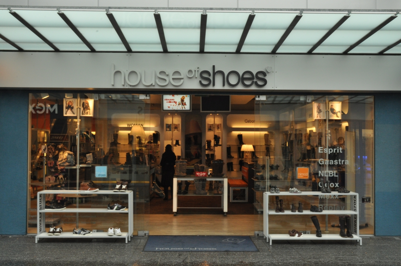 House of Shoes